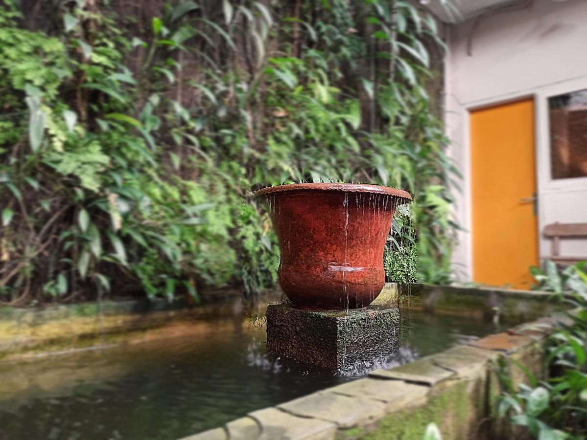 Jeng Tini Guest House Bogor Eksteriør bilde