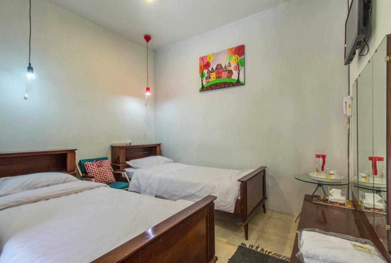 Jeng Tini Guest House Bogor Eksteriør bilde